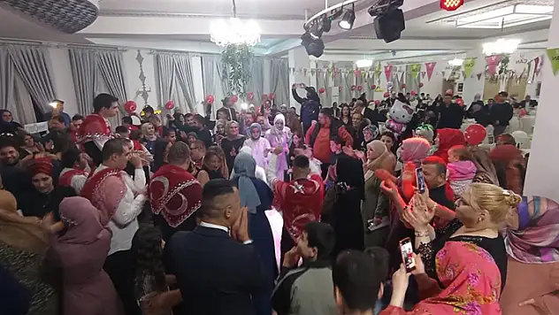 Konya'da öğretmenler el ele verdi, down sendromlu gençlerin hayali gerçek oldu
