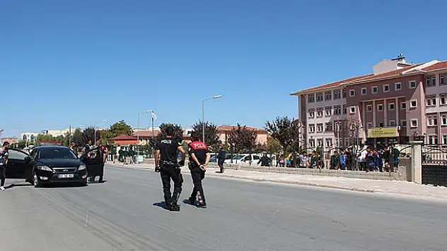 Konya'da okul çevrelerinde uyuşturucu denetimi