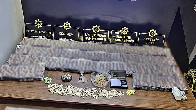 Konya'da on binlerce uyuşturucu hap ele geçirildi: 4 tutuklama
