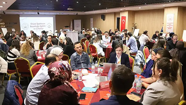 Konya'da otizmli bireyler için yol haritası çizildi