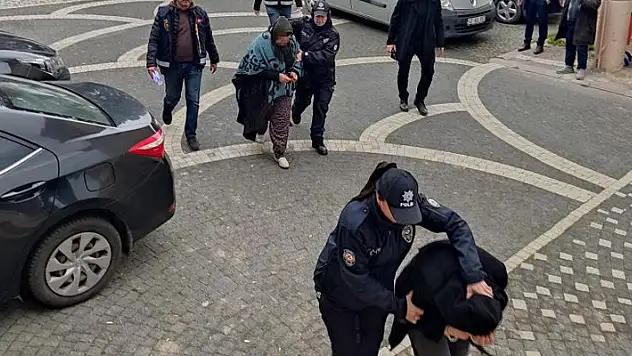 Konya'da otobüsteki gelin kaynananın valizinden uyuşturucu çıktı: Gelin serbest kaldı, kaynana tutuklandı
