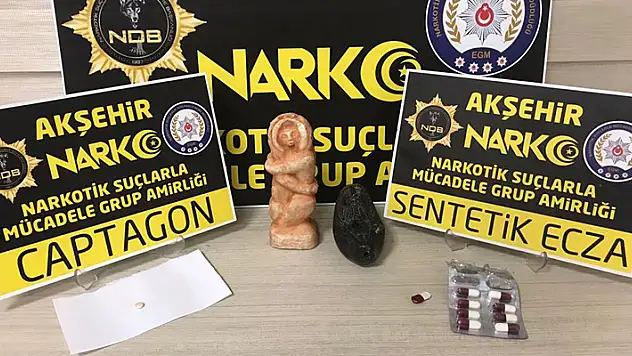 Konya'da otobüsteki yolcunun üzerinden uyuşturucu hap ve heykel çıktı: Serbest bırakıldı
