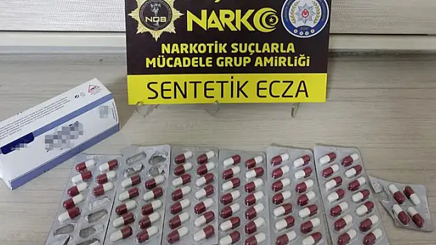Konya'da otogarda kriz geçiren şahsın üzerinden 78 adet uyuşturucu hap çıktı
