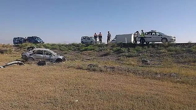 Konya'da otomobil devrildi: 2 ölü, 5 yaralı