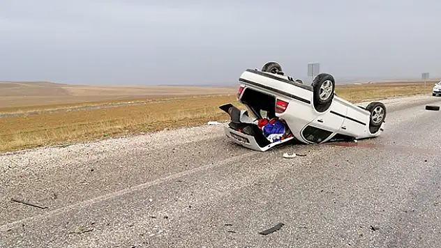 Konya'da otomobil devrildi: 2 yaralı
