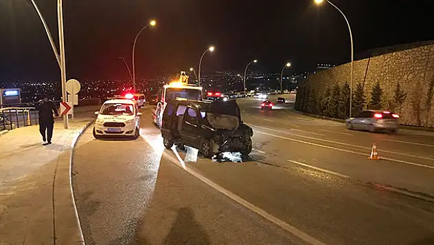 Konya'da otomobil hafif ticari araçla çarpıştı: 4 yaralı