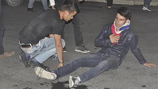 Konya'da otomobil ile motosiklet çarpıştı: 3 yaralı