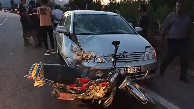 Konya'da otomobil motosikletle çarpıştı: 2 yaralı
