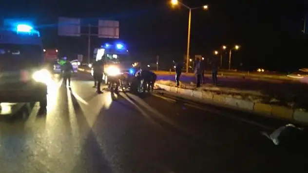 Konya'da otomobil motosikletle çarpıştı: 2 genç hayatını kaybetti