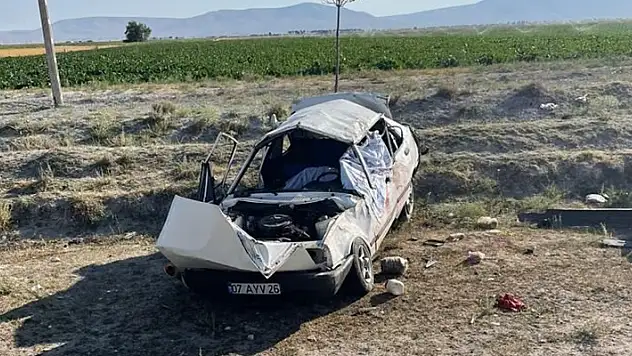 Konya'da otomobil şarampole devrildi: 1 ölü, 3 yaralı

