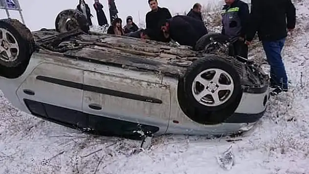 Konya'da otomobil şarampole devrildi: 1 yaralı