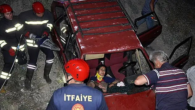 Konya'da otomobil şarampole devrildi: 4 yaralı