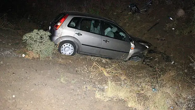 Konya'da otomobil şarampole devrildi! 5  yaralı