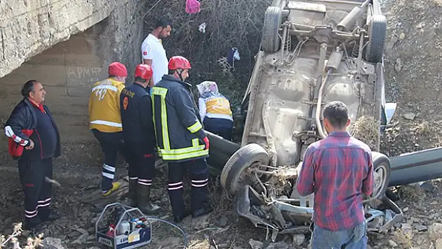 Konya'da otomobil sulama kanalına devrildi: 1 ölü