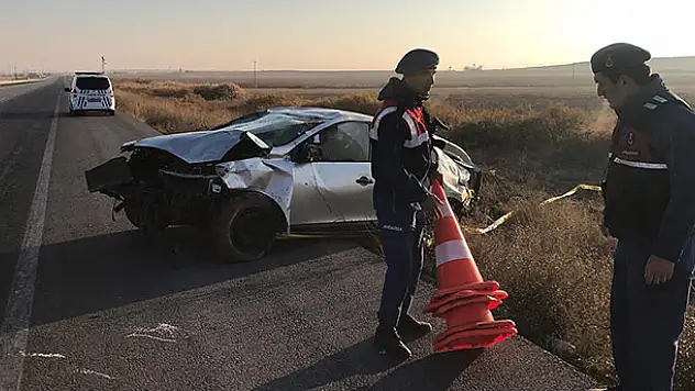 Konya'da otomobil takla attı: 1 ölü, 2 yaralı