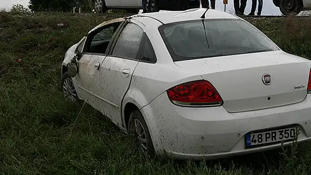 Konya'da otomobil takla attı!