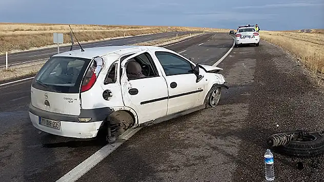Konya'da otomobil takla attı