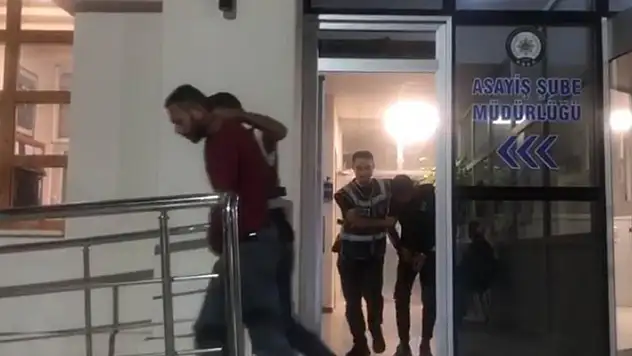 Konya'da otomobil ve motosiklet çalan 2 zanlı tutuklandı

