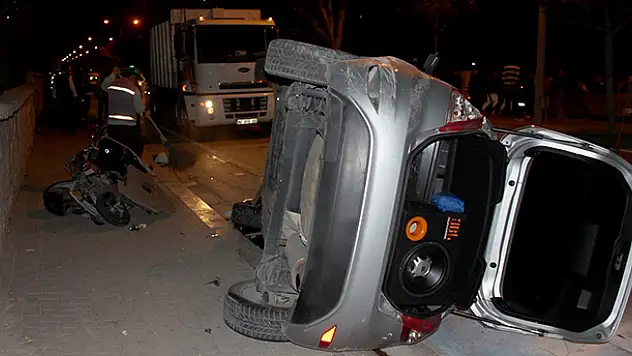 Konya'da otomobil yayalara çarptı: 1 ölü, 5 yaralı