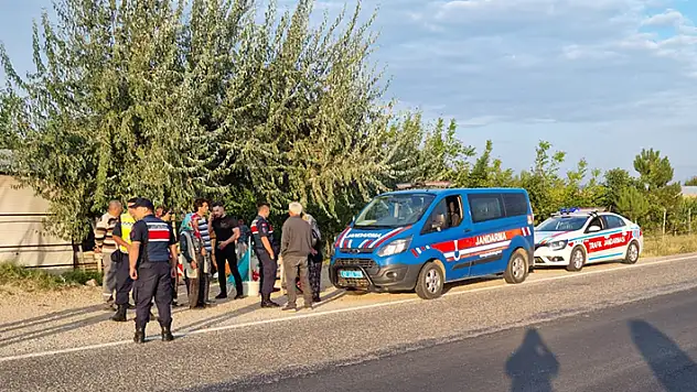 Konya'da otomobilin çarptığı 8 yaşındaki çocuk öldü
