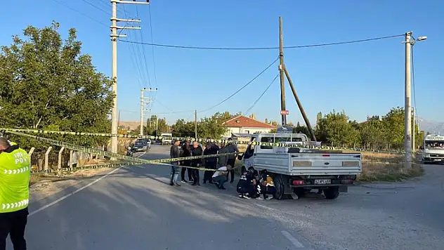 Konya'da otomobilin çarptığı bisikletli hayatını kaybetti
