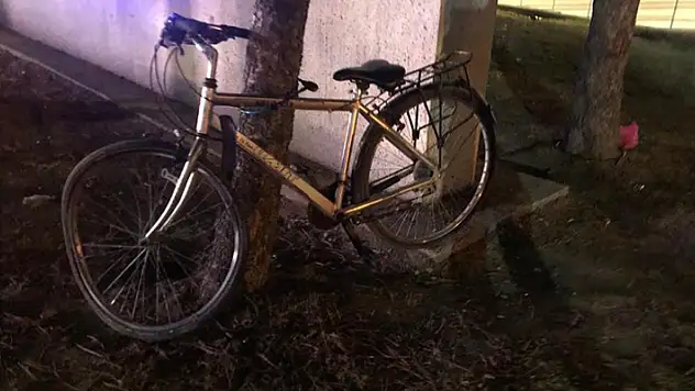 Konya'da otomobilin çarptığı bisikletli yaralandı
