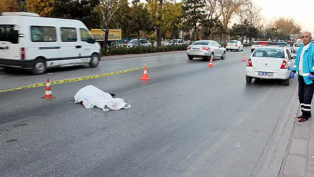 Konya'da otomobilin çarptığı yaşlı kadın öldü