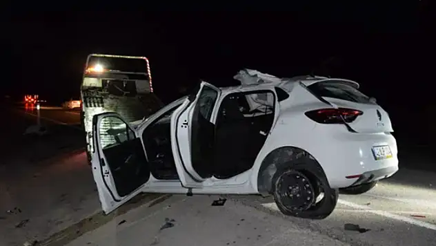Konya'da otomobilin devrildiği kazada 4 kişi yaralandı

