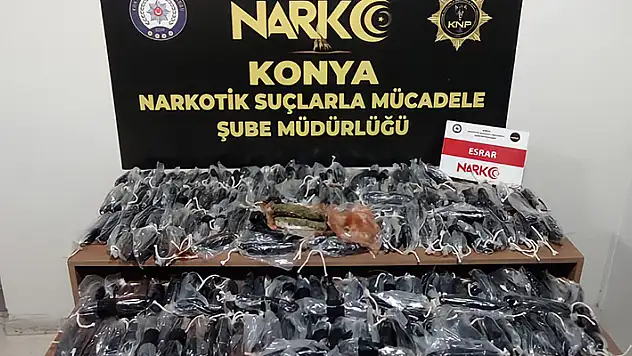 Konya'da otomobilin LPG tankına gizlenmiş 14,5 kilogram esrar ele geçirildi
