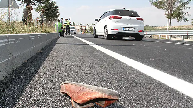 Konya'da otomobille çarpışan elektrikli bisikletin sürücüsü hayatını kaybetti
