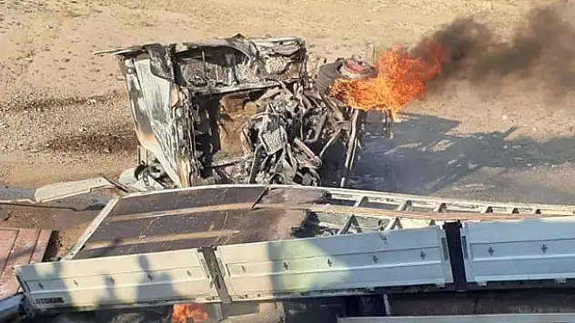 Konya'da otomobille çarpışan tır alev alev yandı: 2 yaralı