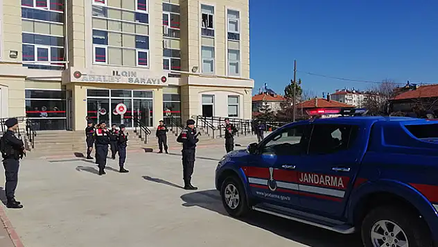Konya'da otomobille çarptıkları kişinin cesedini su kuyusuna atan şüphelilerden 2'si tutuklandı