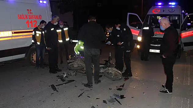 Konya'da otomobille motosiklet çarpıştı, 3 kişi ağır yaralandı