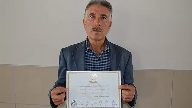 Konya'da oyların eşit çıktığı sandıkta muhtar kurayla belirlendi