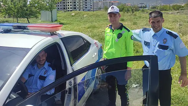 Konya'da özel gençlerden trafik denetimi
