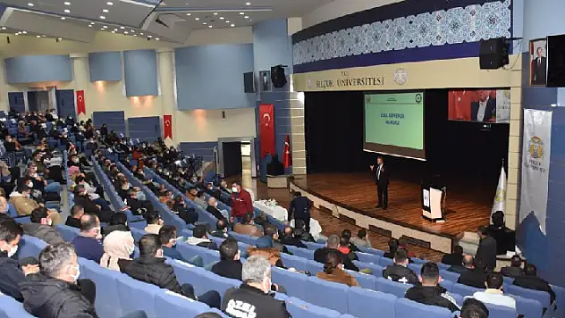 Konya'da özel güvenlik ve genel kolluk görevlilerine 'KAAN Projesi' anlatıldı
