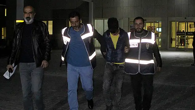 Konya'da parkta bıçaklı kavga: 1 ölü