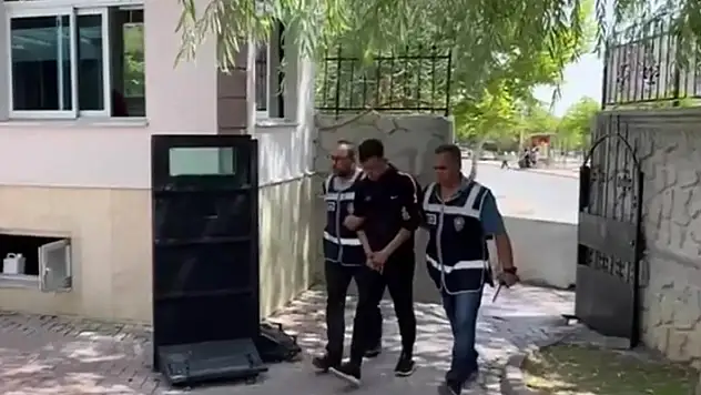 Konya'da parkta müzik dinlerken yakalanan hırsızlık zanlısı tutuklandı! Tam bir suç makinesi çıktı

