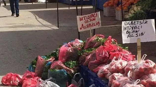 Konya'da pazarcılardan alkışlanacak hareket! 'İhtiyacı olan...'