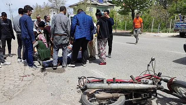 Konya'da pikap ile çarpışan motosiklet sürücüsü yaralandı
