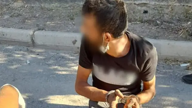 Konya'da polise bıçak çeken şüpheli tutuklandı

