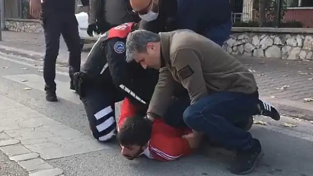 Konya'da polise silahla ateş açan uyuşturucu kullanıcısı kovalamaca sonucu yakalandı