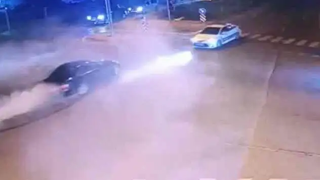 Konya'da polisin önünde drift atan trafik magandası, 60 bin lira cezanın üstüne bir de tutuklandı
