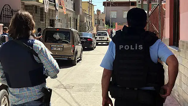 Konya'da rehine ihbarı polisi harekete geçirdi