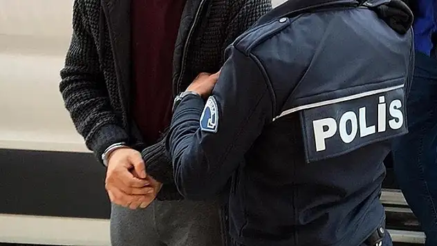 Konya'da sahte içki operasyonunda 3 şüpheli yakalandı
