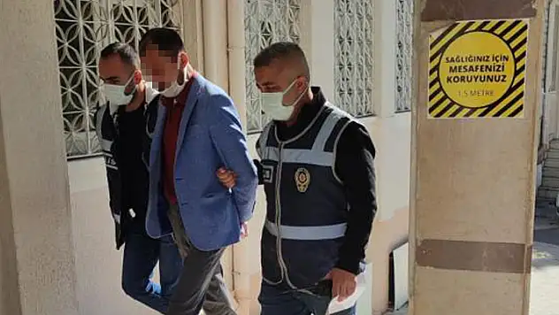 Konya'da sahte kimlikle yakalanan şahsın üzerinde uyuşturucu hap ele geçirildi

