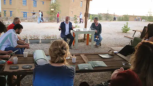 Konya'da sanatçı buluşması