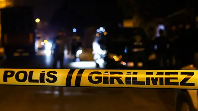 Konya'da şantiyede üzerine kalıp düşen 1 kişi öldü, 1 kişi yaralandı
