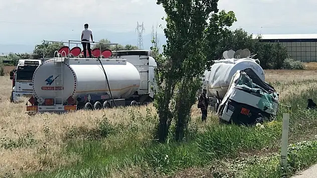 Konya'da şarampole devrilen tanker korkuttu