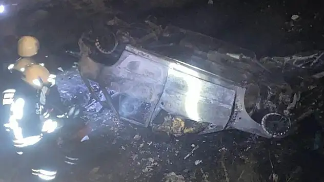 Konya'da şarampole uçan otomobil yandı: 4 ölü, 2 yaralı
